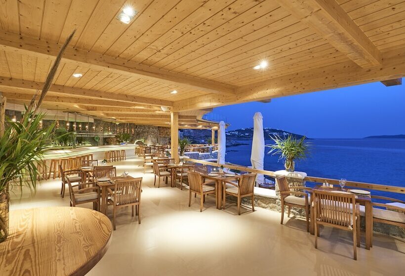 Saint John Hotel Villas & Spa