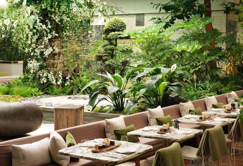 בית מלון כפרי Sanderson London