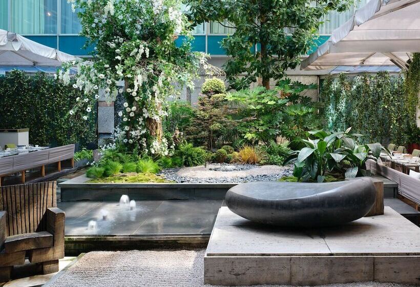 בית מלון כפרי Sanderson London