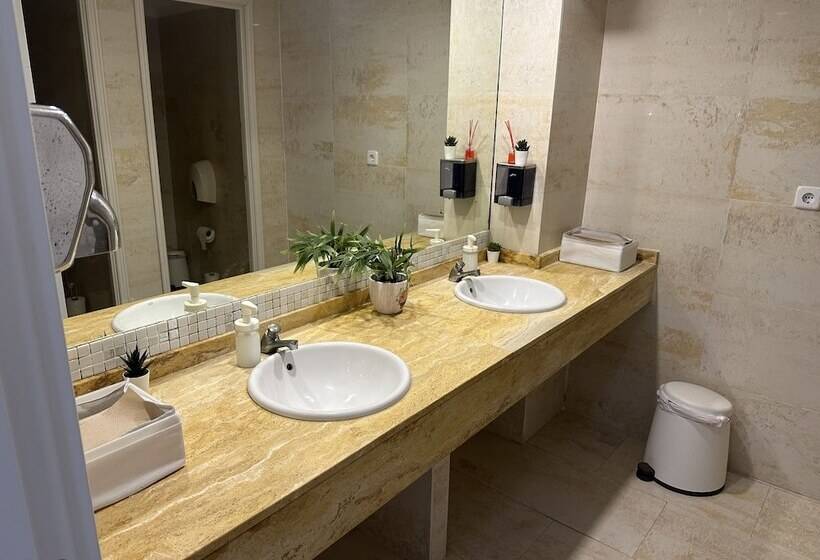 ホテル Selva Arenal