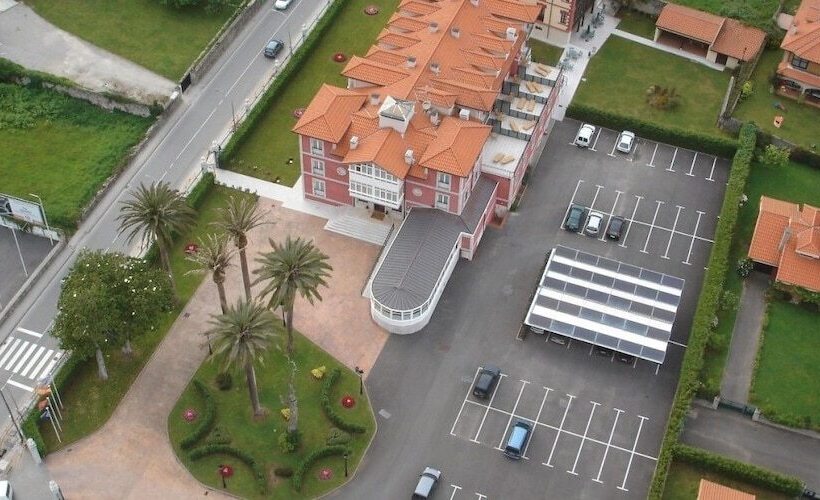 هتل Silken Spa La Hacienda De Don Juan