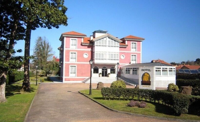 هتل Silken Spa La Hacienda De Don Juan