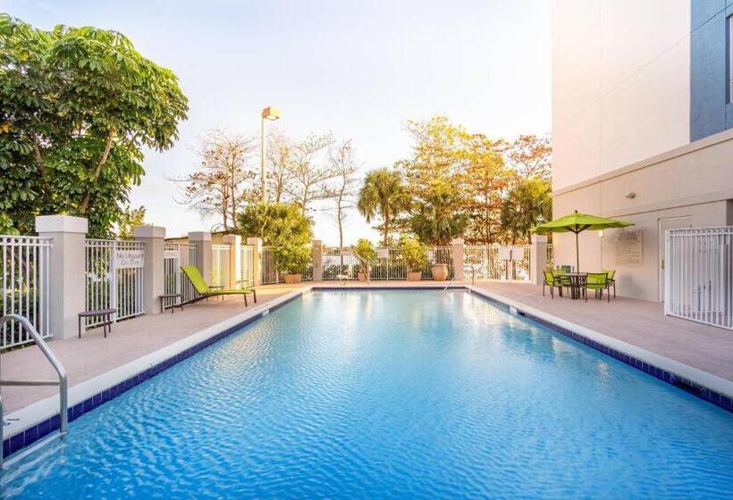 فندق Springhill Suites By Marriott Miami Airport South Blue Lagoon Area