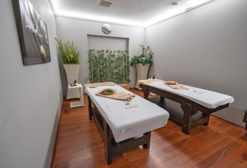 ホテル The Green Park  Taksim