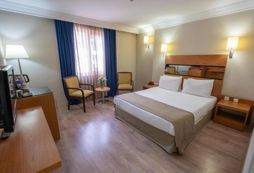 ホテル The Green Park  Taksim