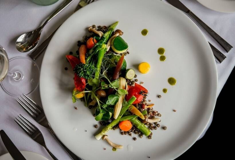 בית מלון כפרי The Holt