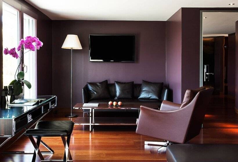 The Hotel Lucerne, Autograph Collection