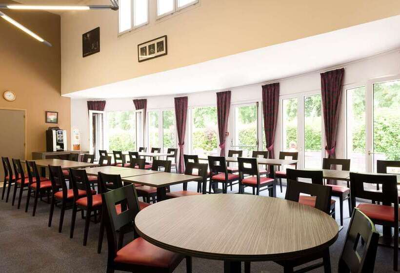 فندق The Originals City Hôtel, Aéroport Beauvais