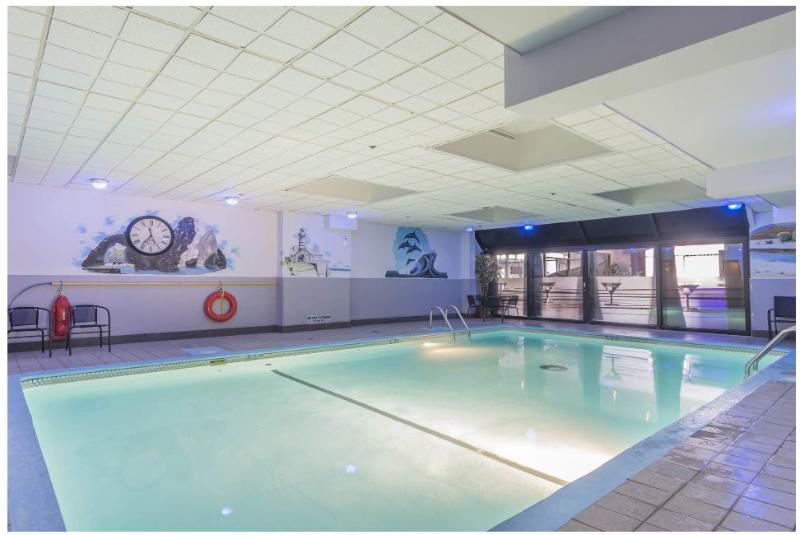 Travelodge By Wyndham Quebec City Hotel & Convention Centre