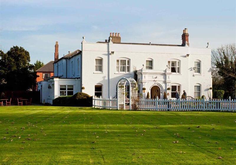 ホテル Woughton House