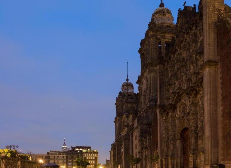 ホテル Zocalo Central & Rooftop Mexico City