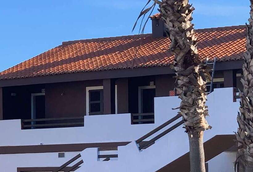 Nuramar Resort & Villas