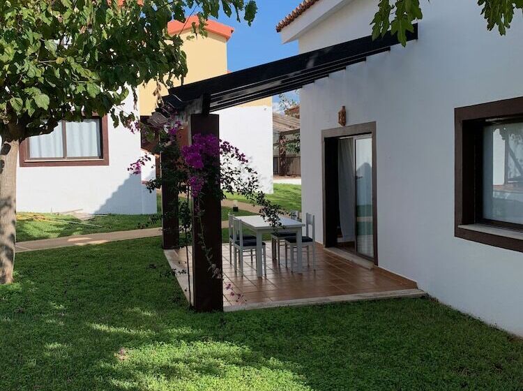 Nuramar Resort & Villas