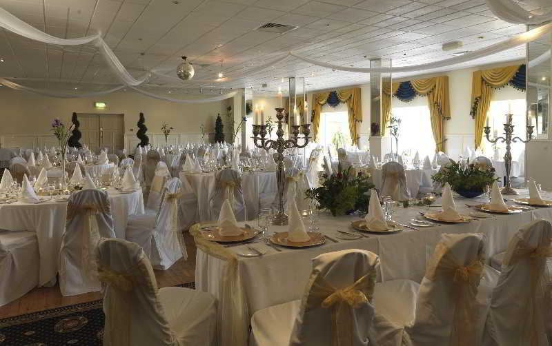 Pontoon Bridge Hotel