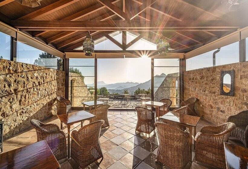 渡假胜地  Alahuar