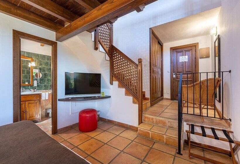 אתר נופש Alahuar