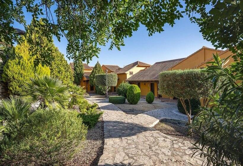 渡假胜地  Alahuar