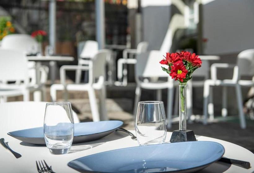 Отель Le Sauvage