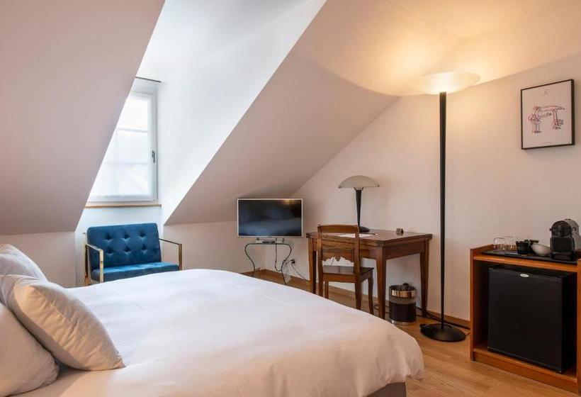 Отель Le Sauvage