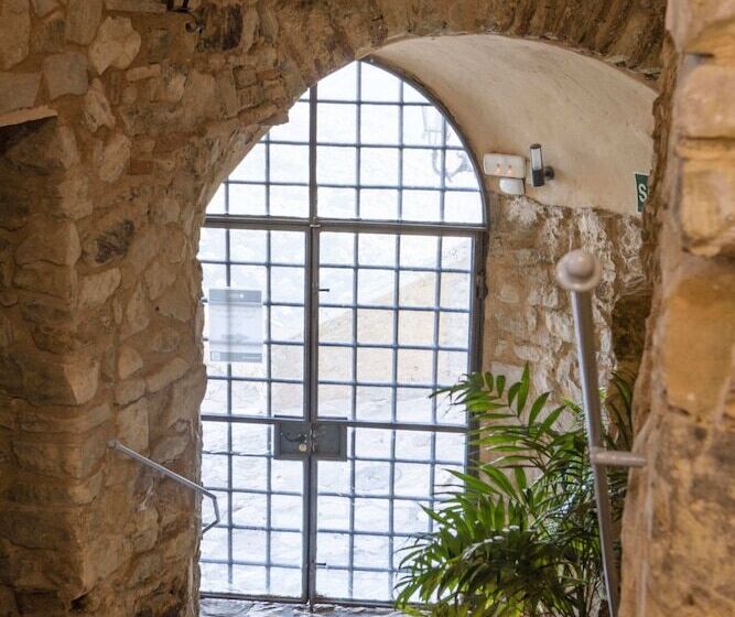 Tugasa Castillo De Castellar