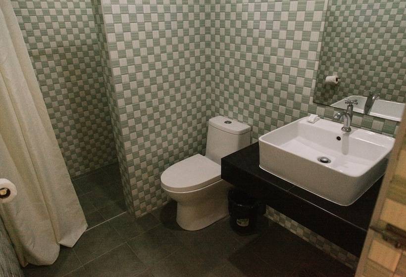 ユースホステル Royale House Hotel Davao Powered By Cocotel