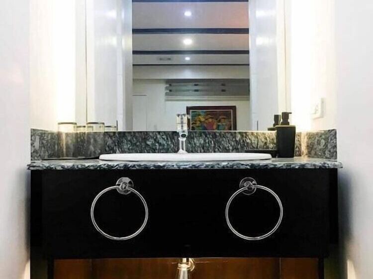 هاستل Royale House Hotel Davao Powered By Cocotel