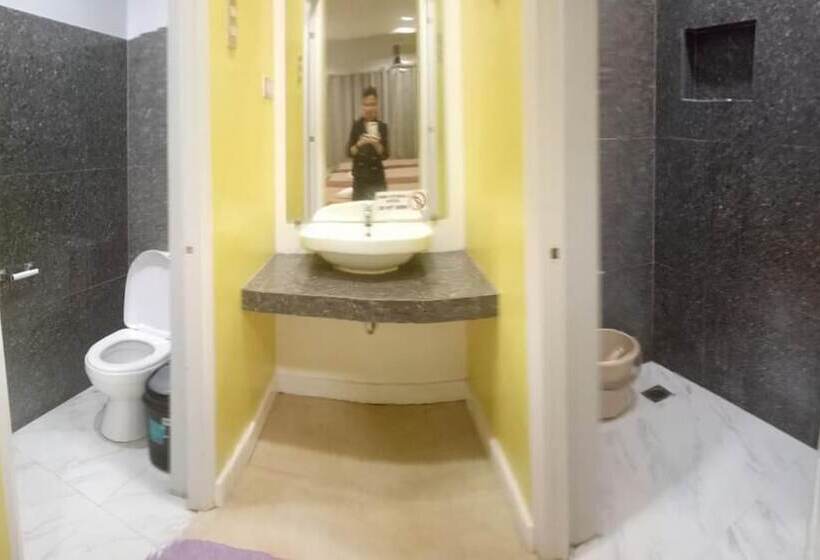 هاستل Royale House Hotel Davao Powered By Cocotel