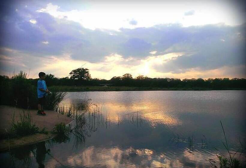 Bed and Breakfast Night Bird Ranch