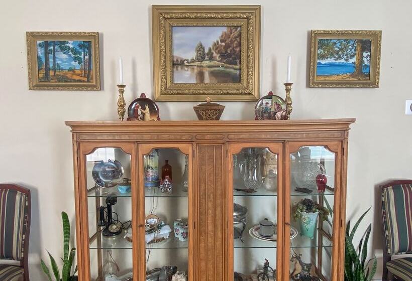 住宿加早餐  Vaiden Inn