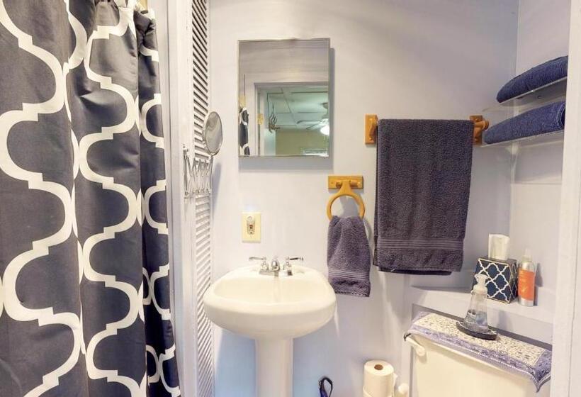 Cavalier Cottage B&b