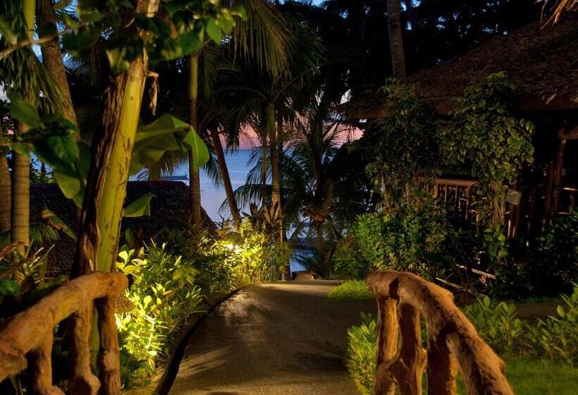 Easy Diving And Beach Resort