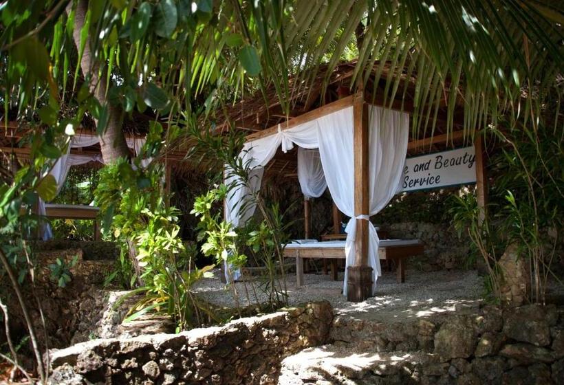 Easy Diving And Beach Resort