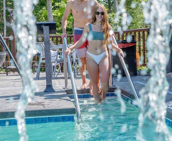 酒店 Aqua Log Cabins Resort