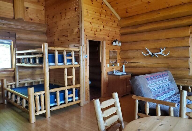 호텔 Aqua Log Cabins Resort