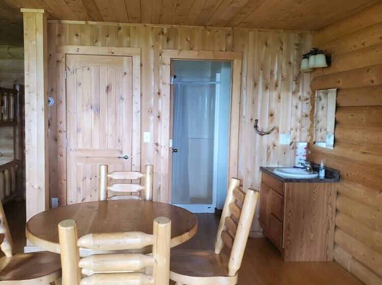 酒店 Aqua Log Cabins Resort