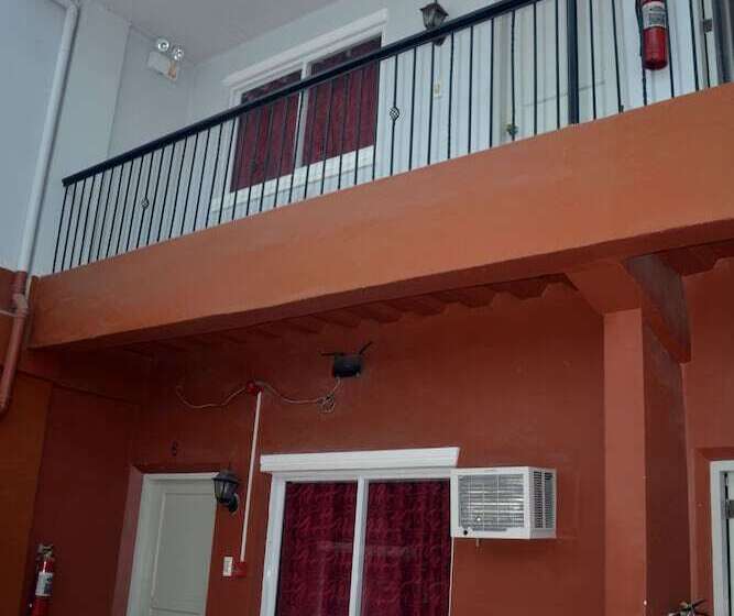 Ashley And Bill S Suites  N Garden Hotel And Vacation Homes