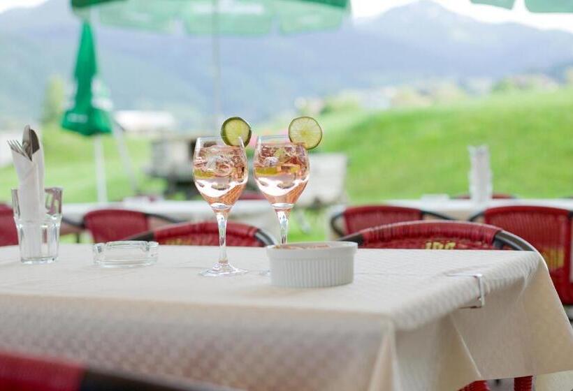 호텔 Catrina Lodge