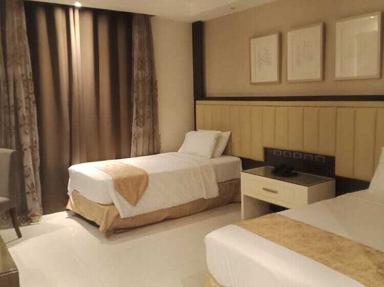 فندق Crown Royale