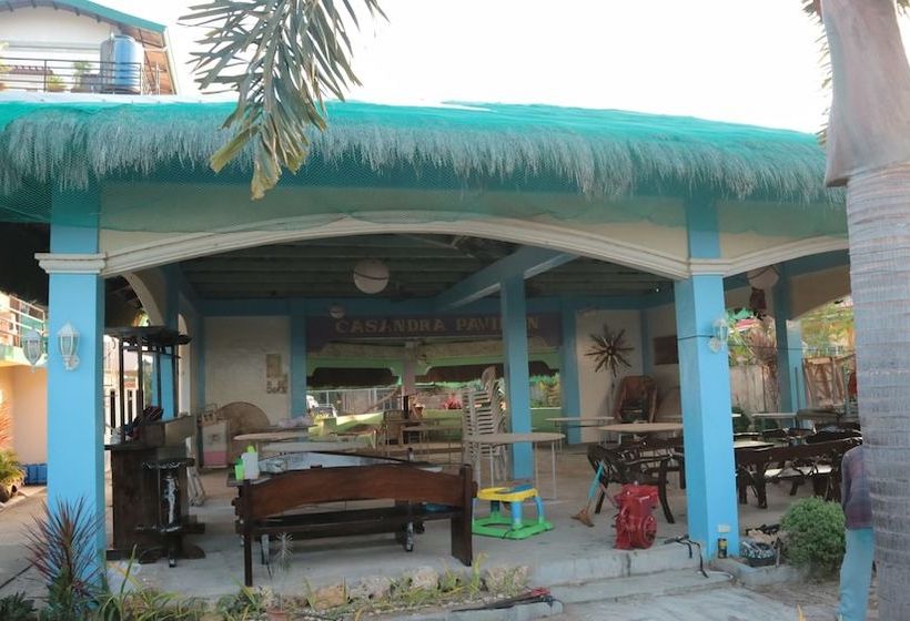 호텔 Doña Josefa Aquino Beach Resorts