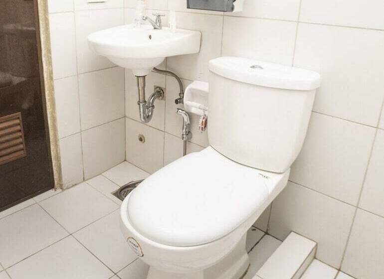 هتل Edilberto's Bed And Breakfast By Oyo Rooms