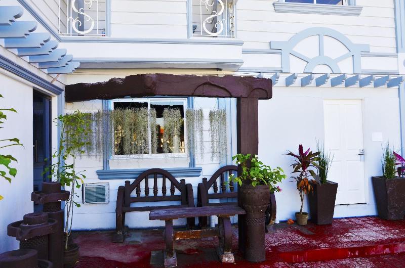 فندق Reddoorz Premium At The Grand Peninsula Suites