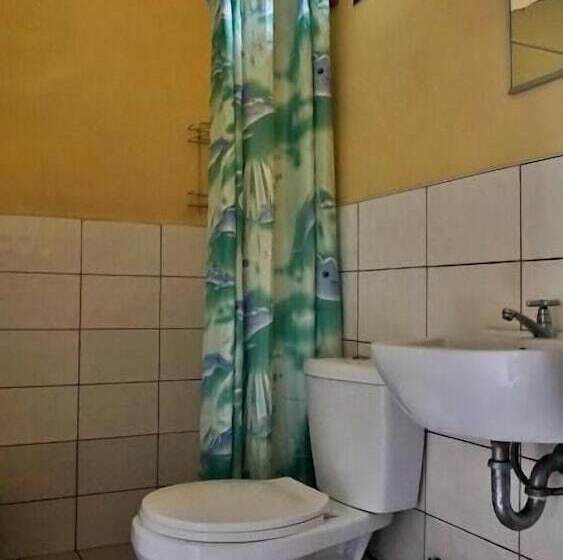 هتل Port Barton Diy