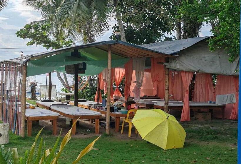 هتل Summer Homes Beach Resort And Cottages Palawan