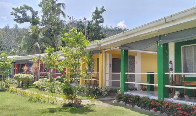 هتل Summer Homes Beach Resort And Cottages Palawan