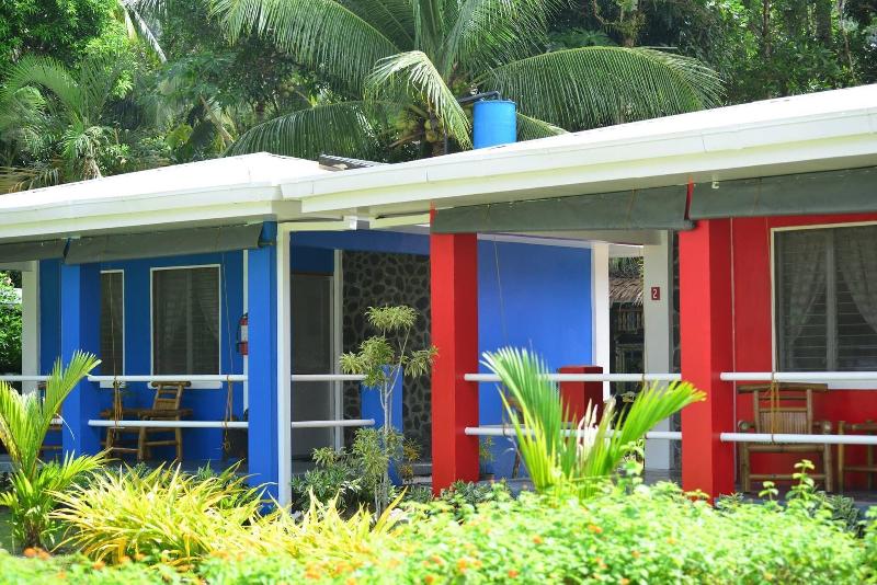هتل Summer Homes Beach Resort And Cottages Palawan