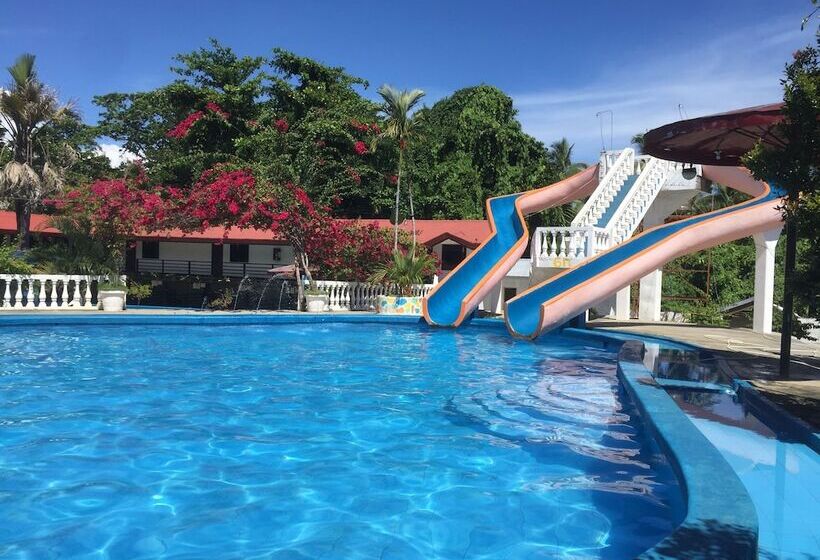 Hotel Summer Splash Resort