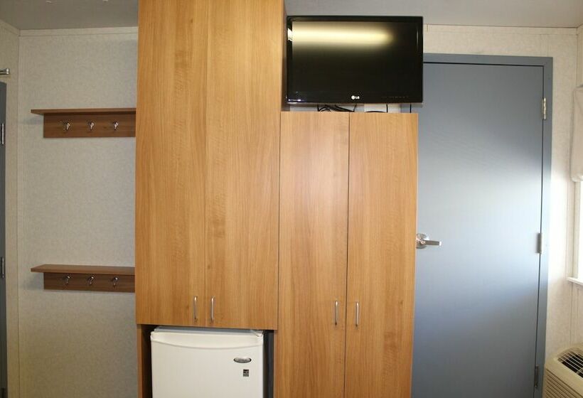 Отель Target Hospitality   Mentone Skillman Station Lodge