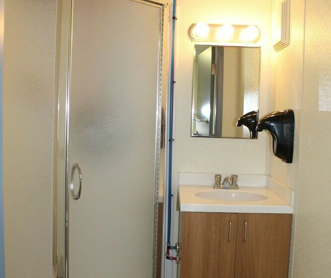 Отель Target Hospitality   Mentone Skillman Station Lodge