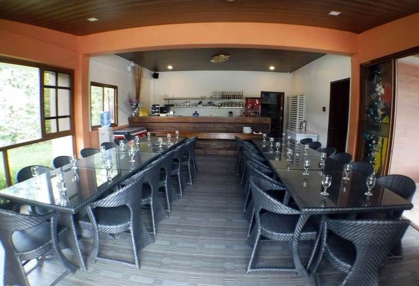 בית מלון כפרי The Farm @ Carpenter Hill