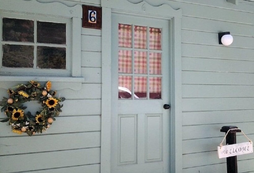 Huntington Lake Resort   Campsite